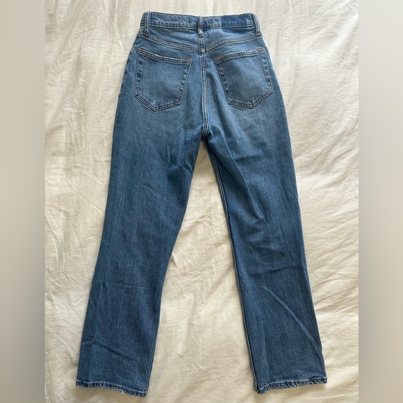 Abercrombie Ultra High Rise Ankle Straight Jeans - Picture 4 of 5